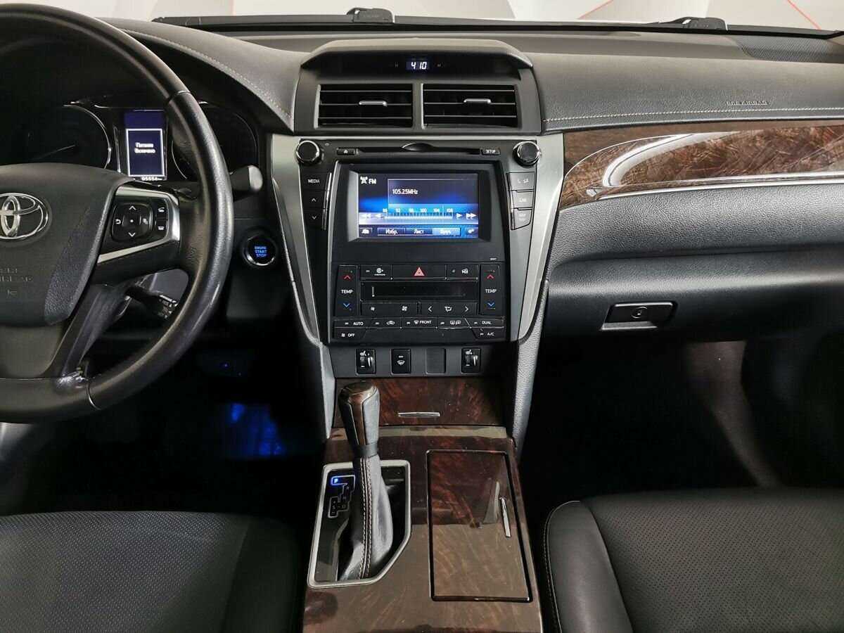 Toyota Camry 2016 года с пробегом. Фото: #9