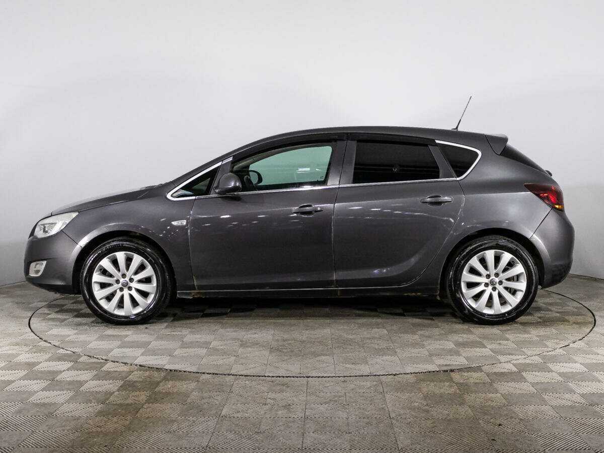 Opel Astra 2012 года с пробегом. Фото: #7