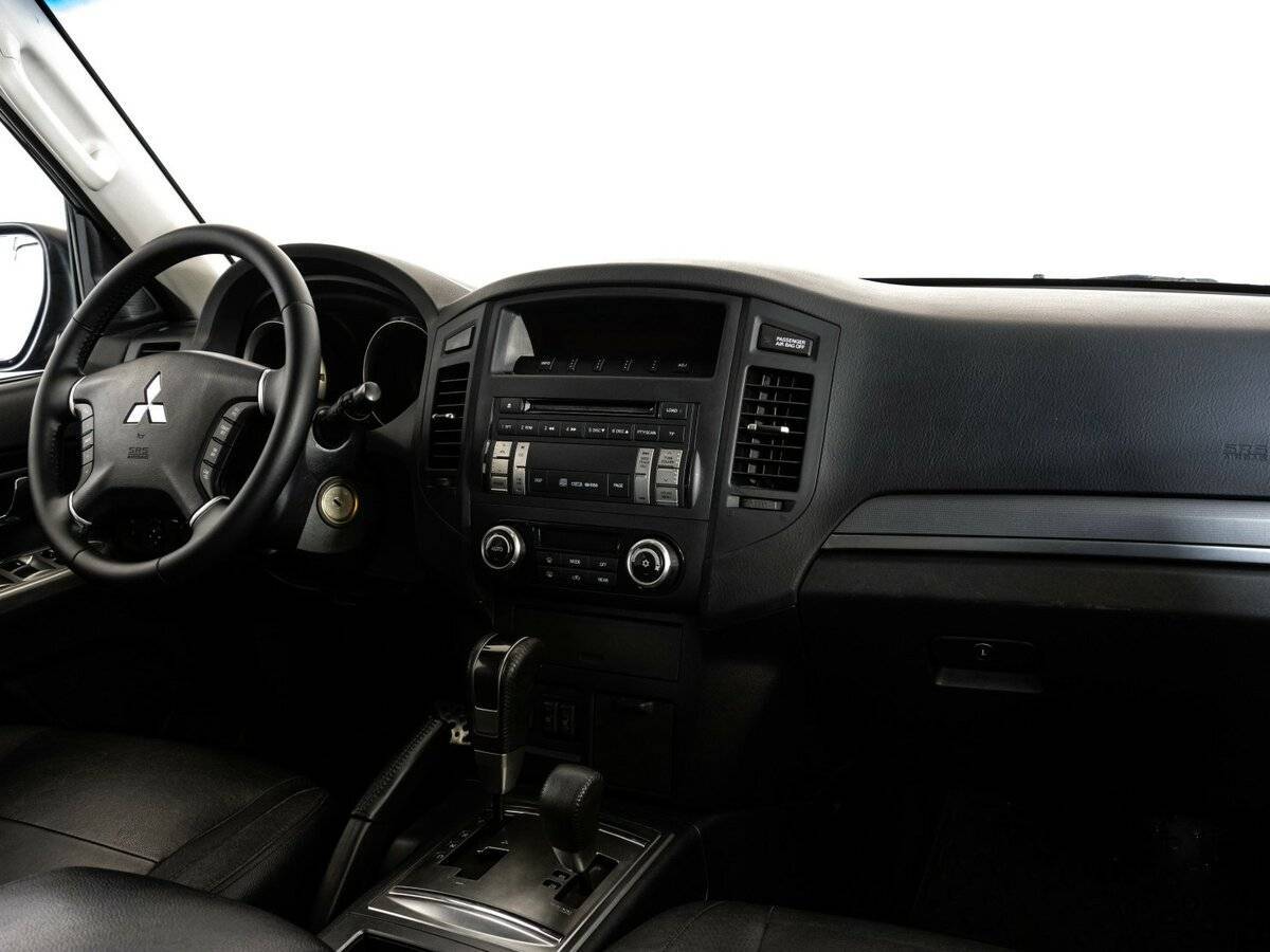 Mitsubishi Pajero 2012 года с пробегом. Фото: #5