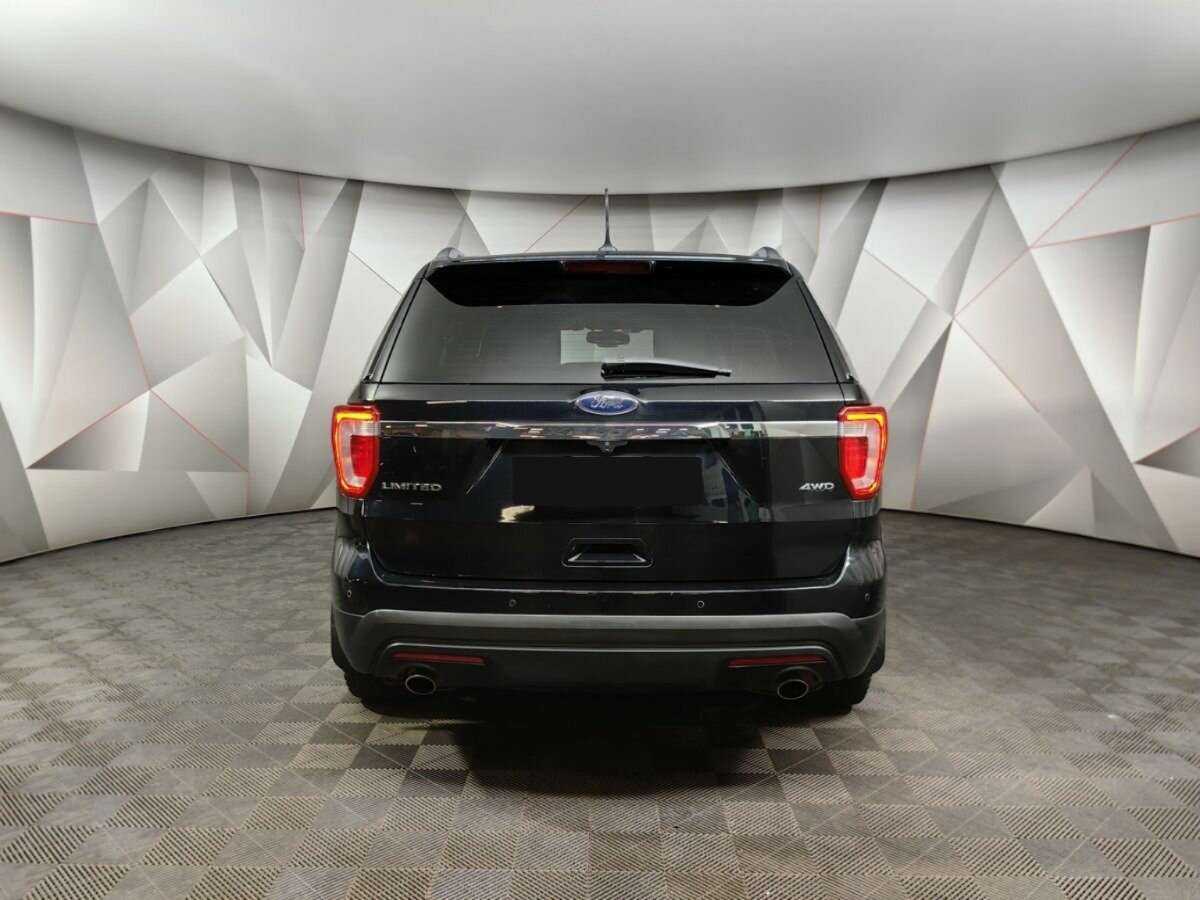 Ford Explorer 2017 года с пробегом. Фото: #7