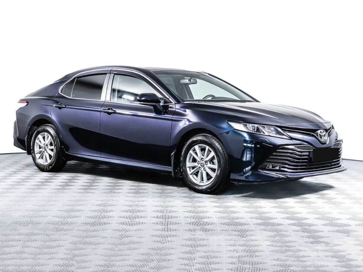 Toyota Camry 2020 года с пробегом. Фото: #1
