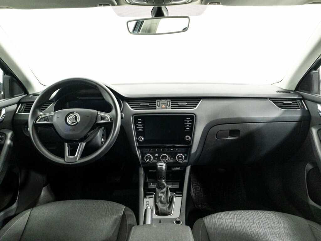 Skoda Octavia 2018 года с пробегом. Фото: #12