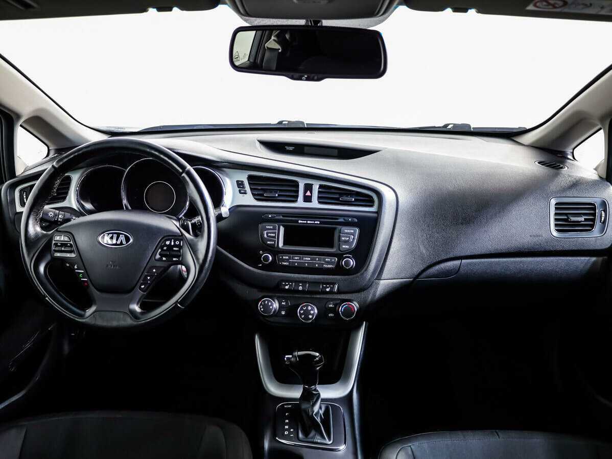 Kia Ceed 2013 года с пробегом. Фото: #8