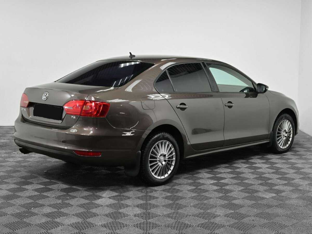 Volkswagen Jetta 2013 года с пробегом. Фото: #1