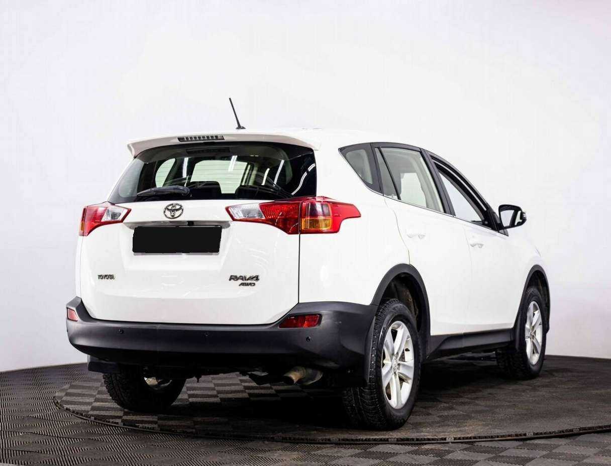Toyota RAV4 2013 года с пробегом. Фото: #5