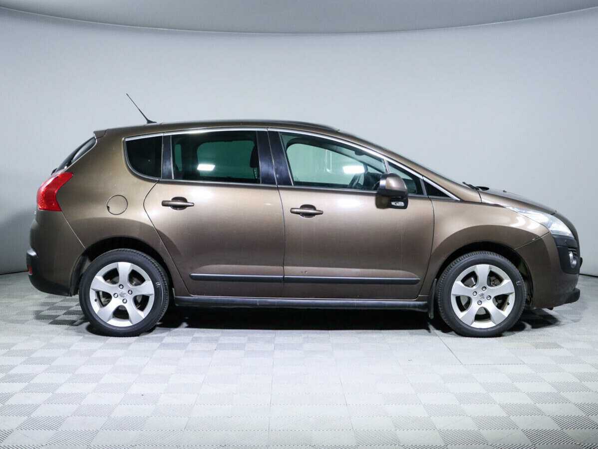 Peugeot 3008 2013 года с пробегом. Фото: #3