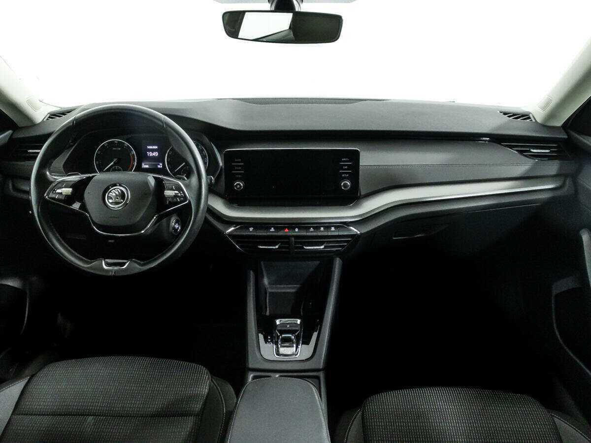 Skoda Octavia 2021 года с пробегом. Фото: #10