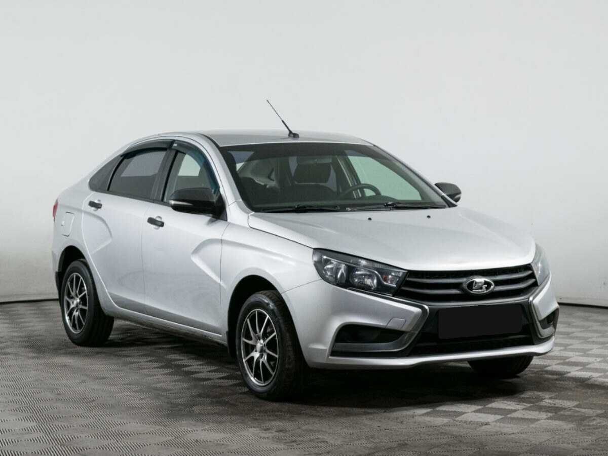 Lada (ВАЗ) Vesta 2017 года с пробегом. Фото: #2