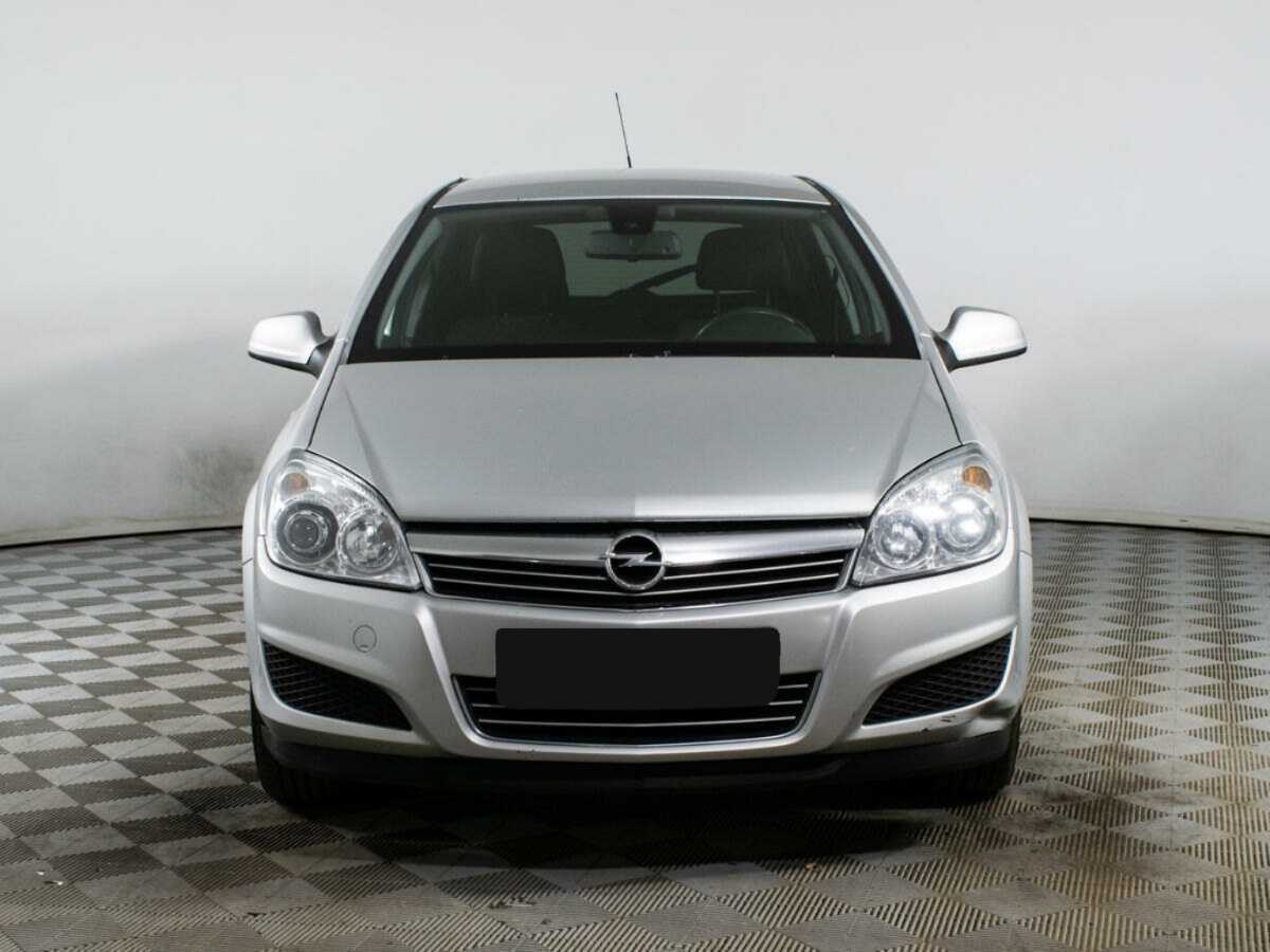 Opel Astra 2014 года с пробегом. Фото: #1