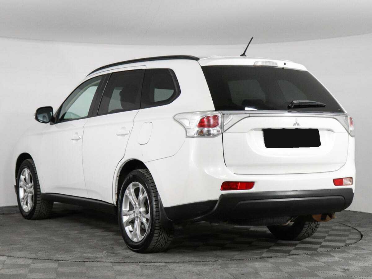 Mitsubishi Outlander 2013 года с пробегом. Фото: #6