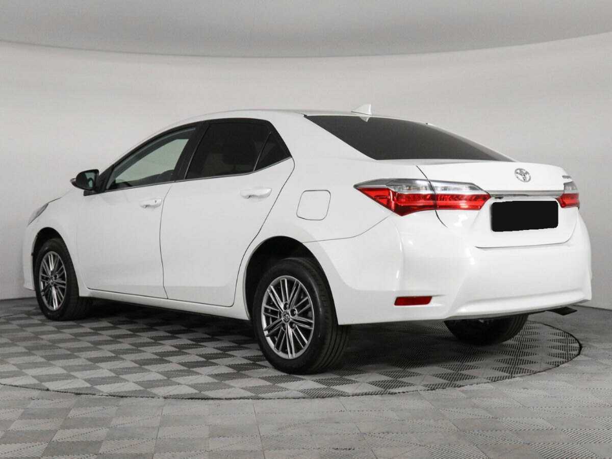 Toyota Corolla 2018 года с пробегом. Фото: #6