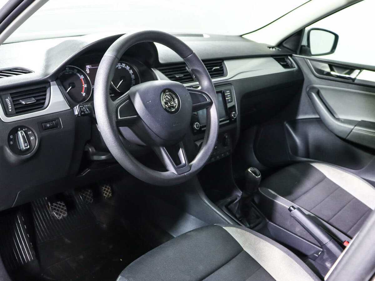 Skoda Rapid 2019 года с пробегом. Фото: #11