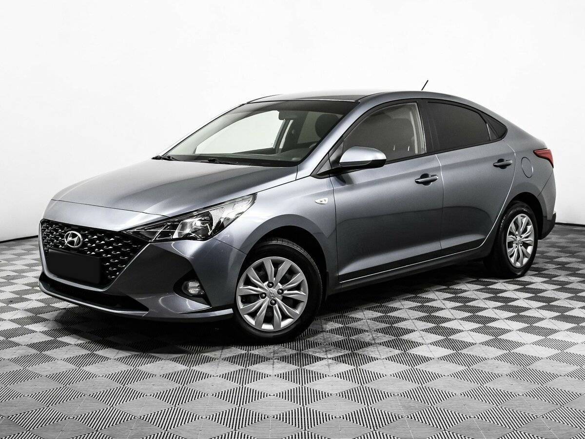Hyundai Solaris 2020 года с пробегом. Посмотреть фото