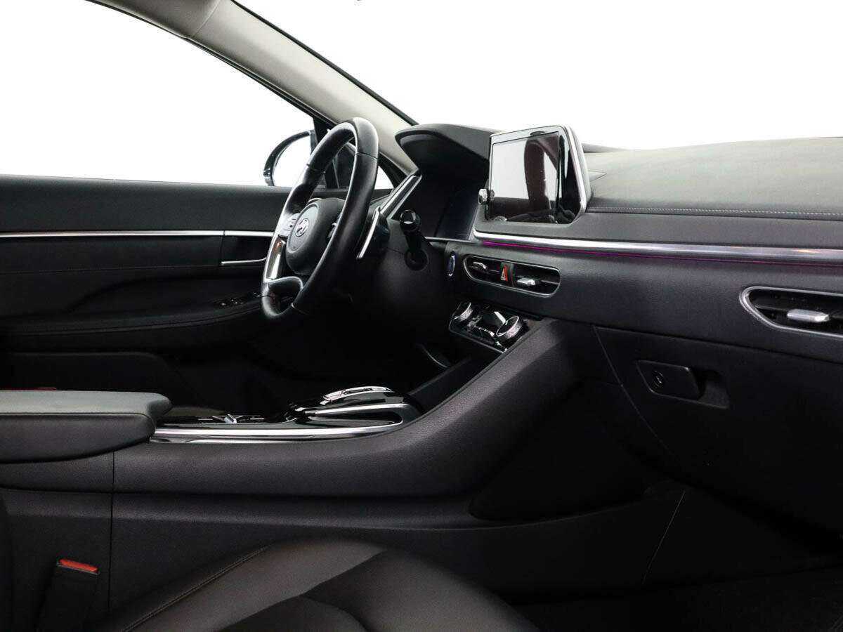 Hyundai Sonata 2020 года с пробегом. Фото: #4