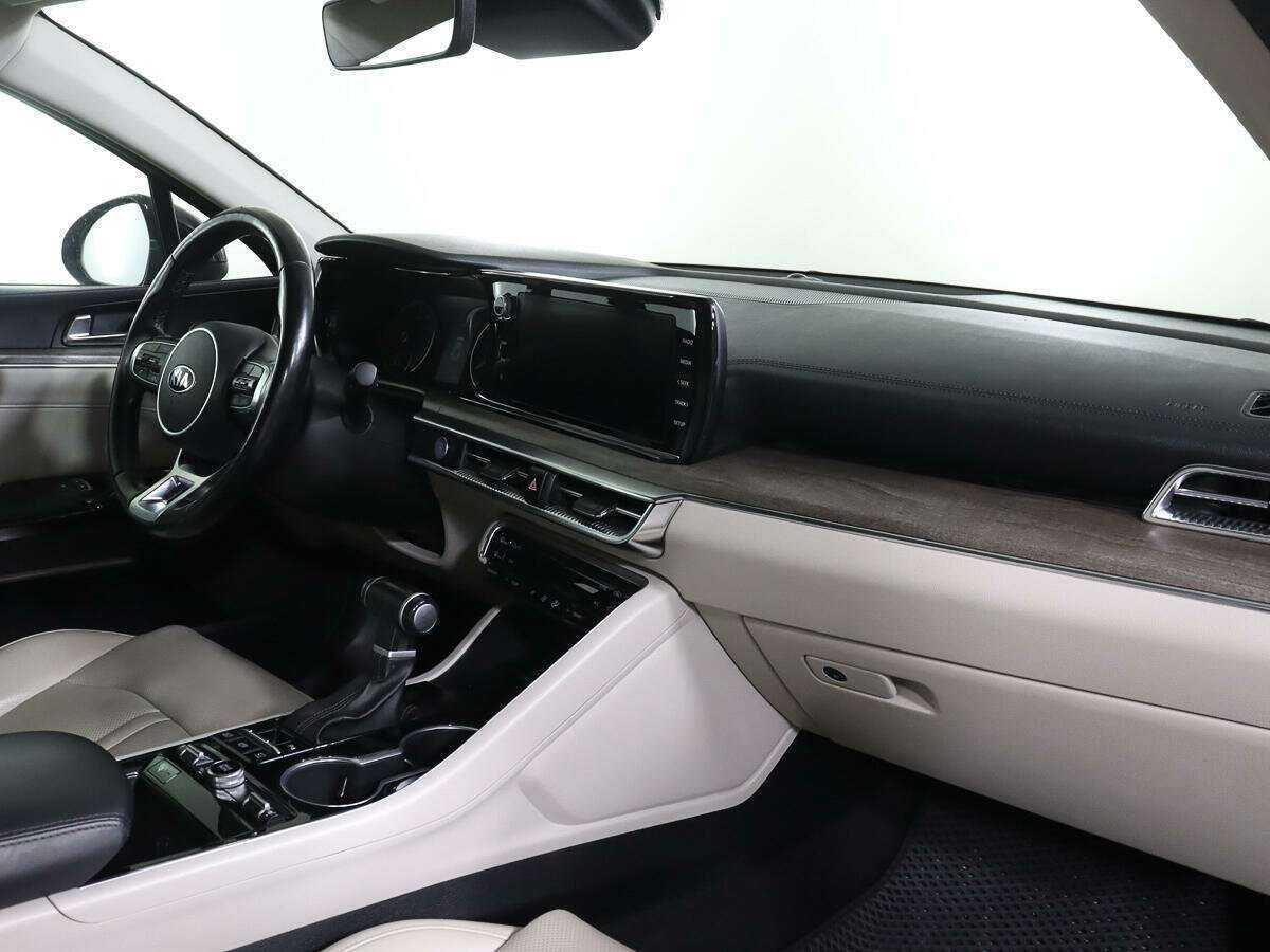 Kia K5 2020 года с пробегом. Фото: #9