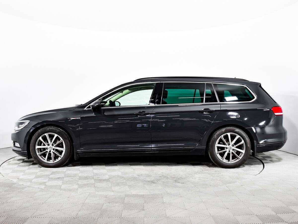 Volkswagen Passat 2018 года с пробегом. Фото: #7