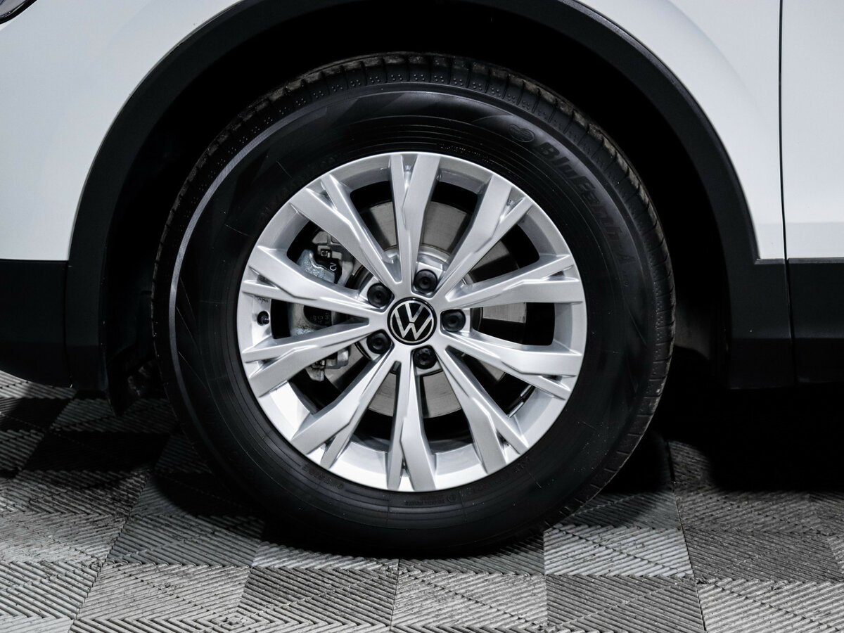 Volkswagen Tiguan 2021 года с пробегом. Фото: #13