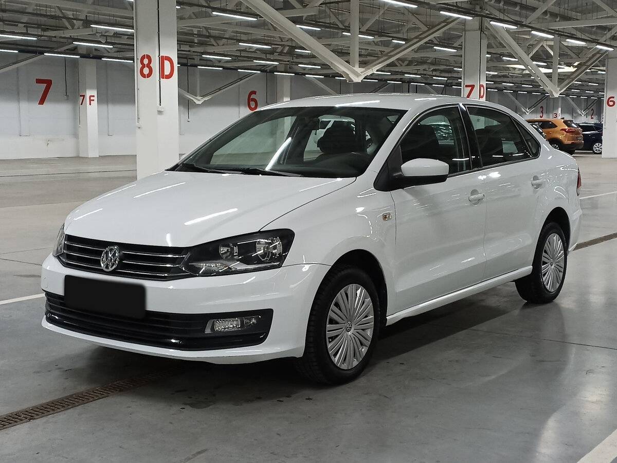 Volkswagen Polo 2018 года с пробегом. Посмотреть фото