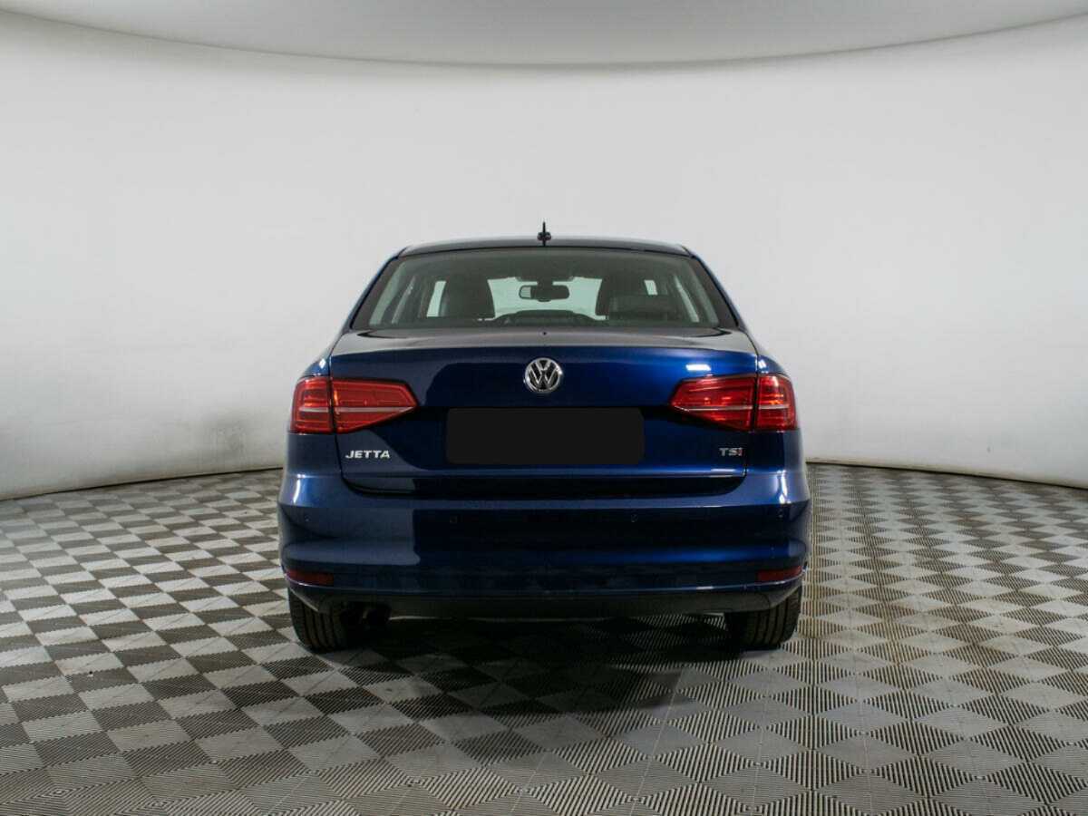 Volkswagen Jetta 2015 года с пробегом. Фото: #5