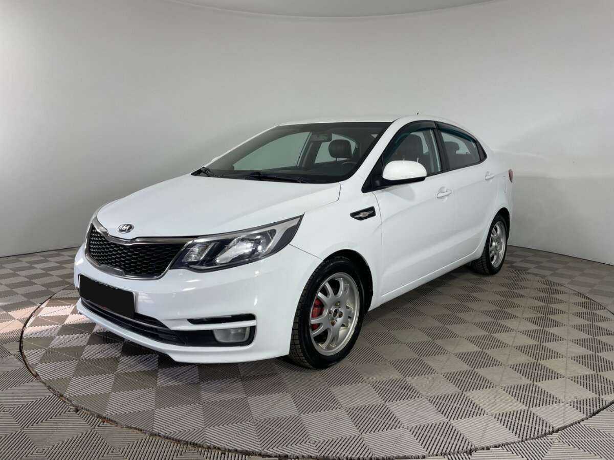 Kia Rio 2015 года с пробегом. Посмотреть фото