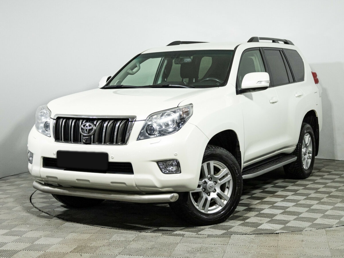 Toyota Land Cruiser Prado 2013 года с пробегом. Фото: #0