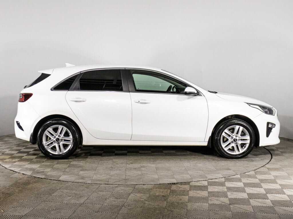 Kia Ceed 2020 года с пробегом. Фото: #3