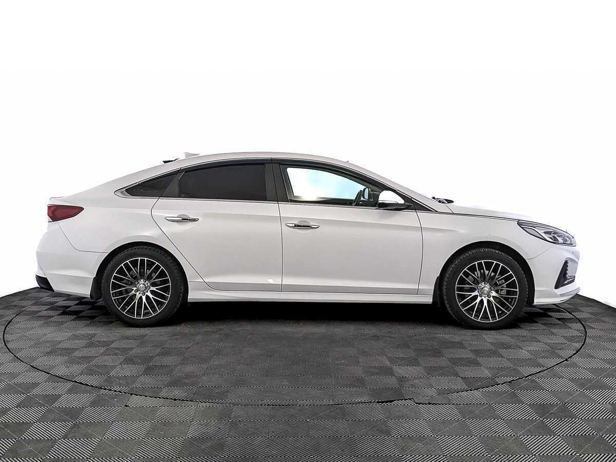 Hyundai Sonata 2019 года с пробегом. Фото: #3
