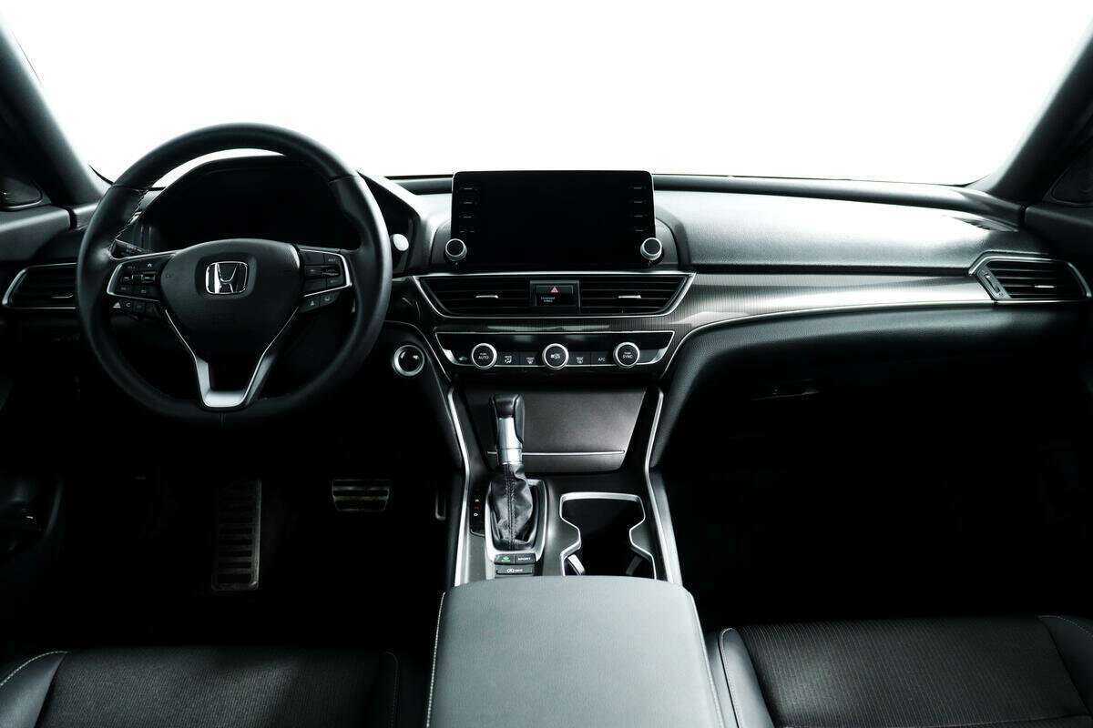 Honda Accord 2022 года с пробегом. Фото: #10