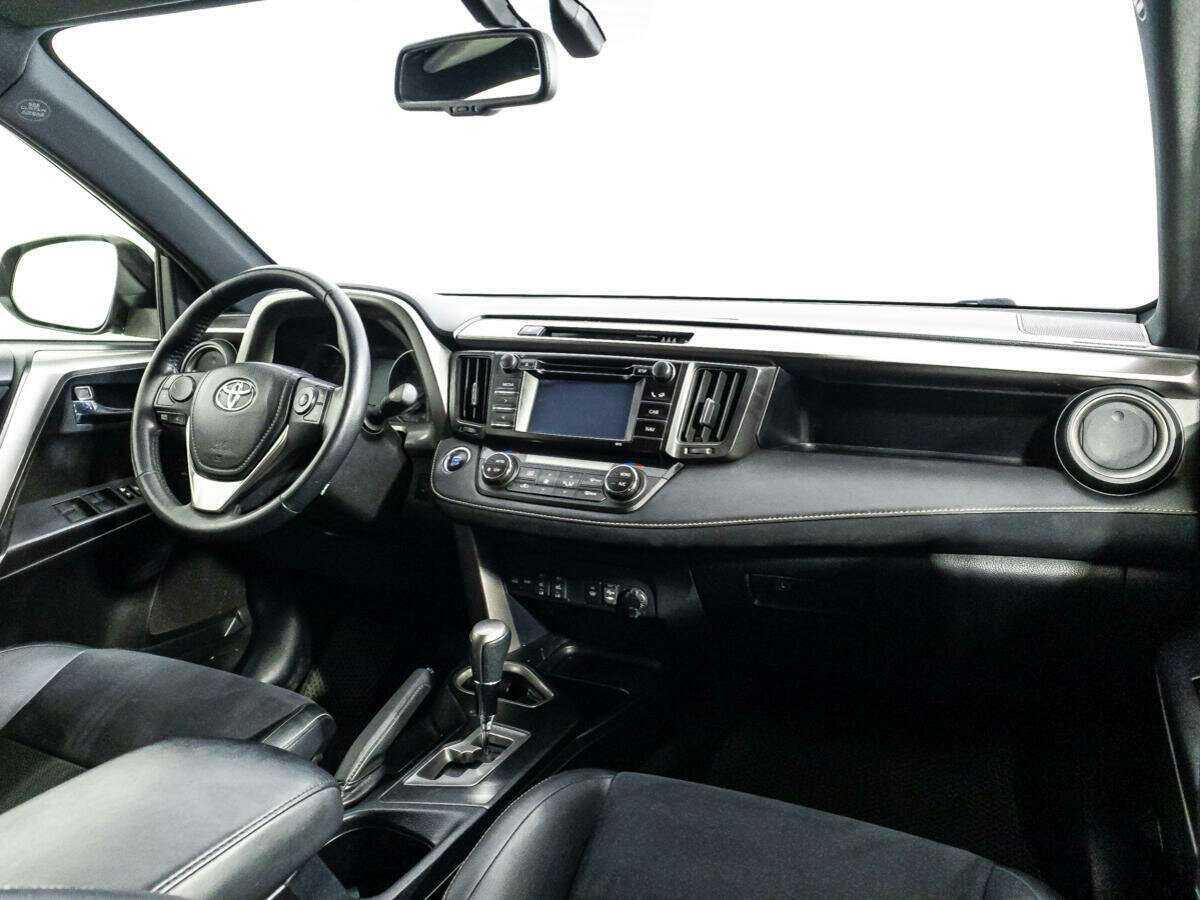 Toyota RAV4 2016 года с пробегом. Фото: #8