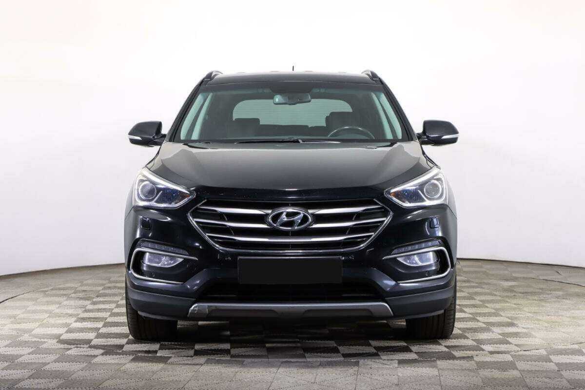 Hyundai Santa Fe 2015 года с пробегом. Фото: #1