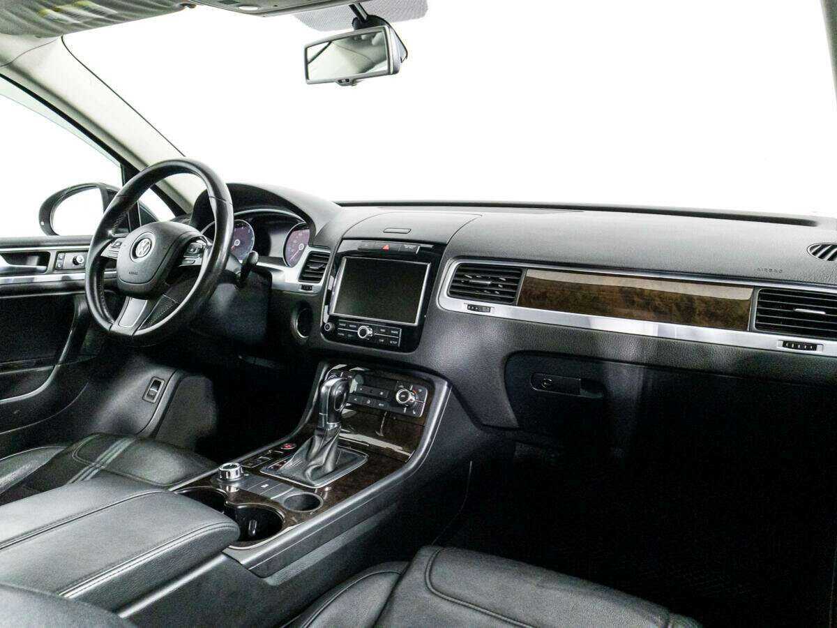 Volkswagen Touareg 2012 года с пробегом. Фото: #6