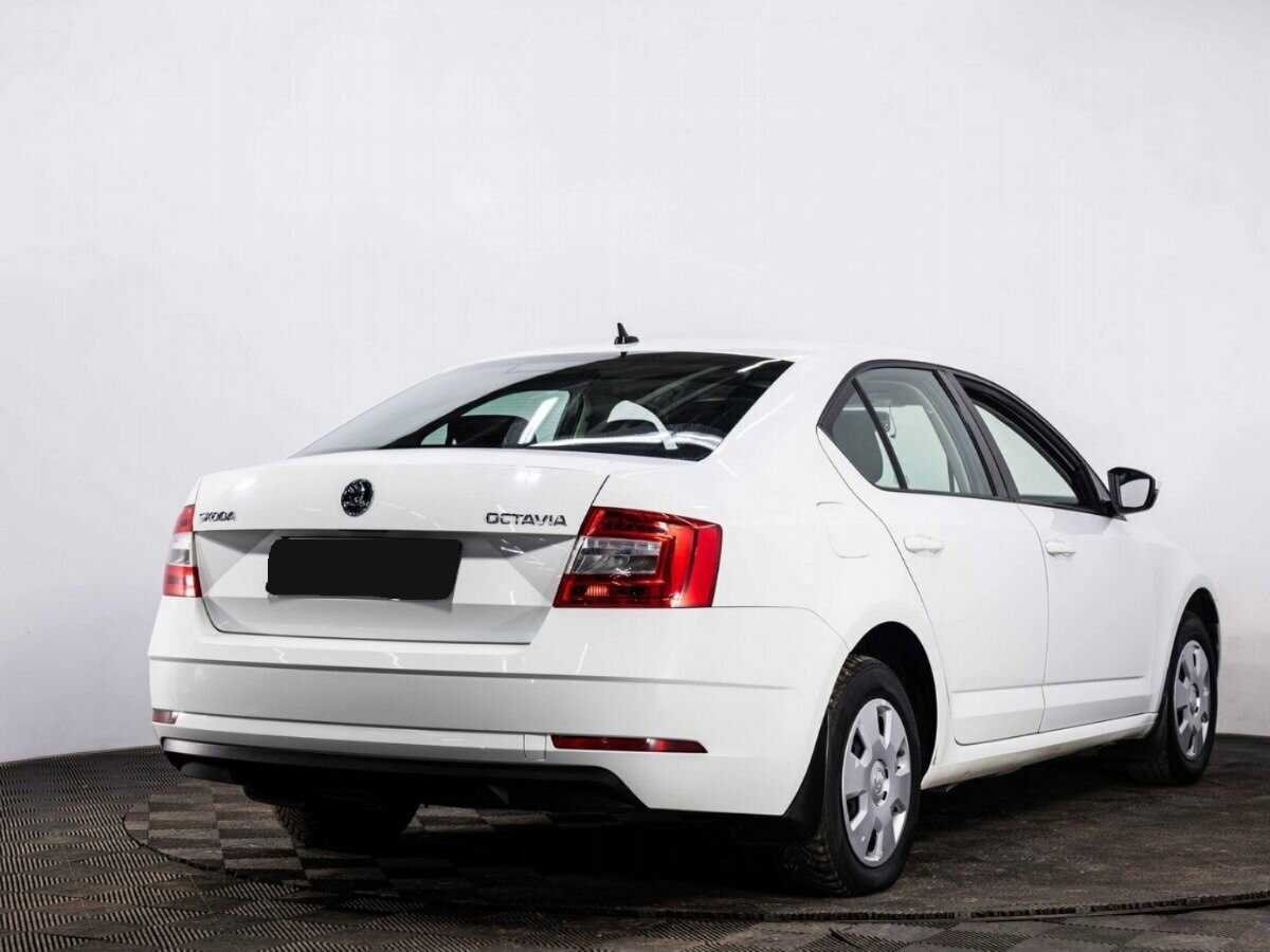 Skoda Octavia 2019 года с пробегом. Фото: #5
