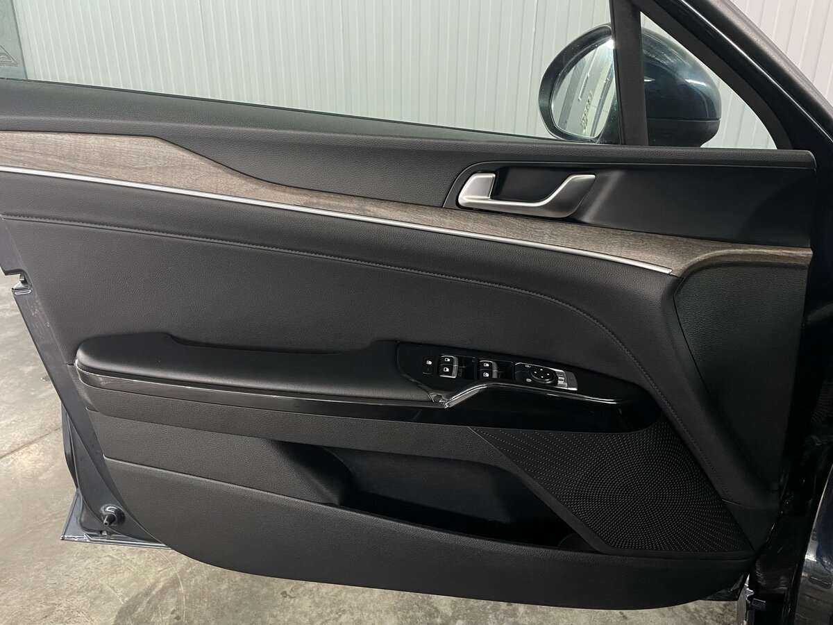 Kia K5 2021 года с пробегом. Фото: #18