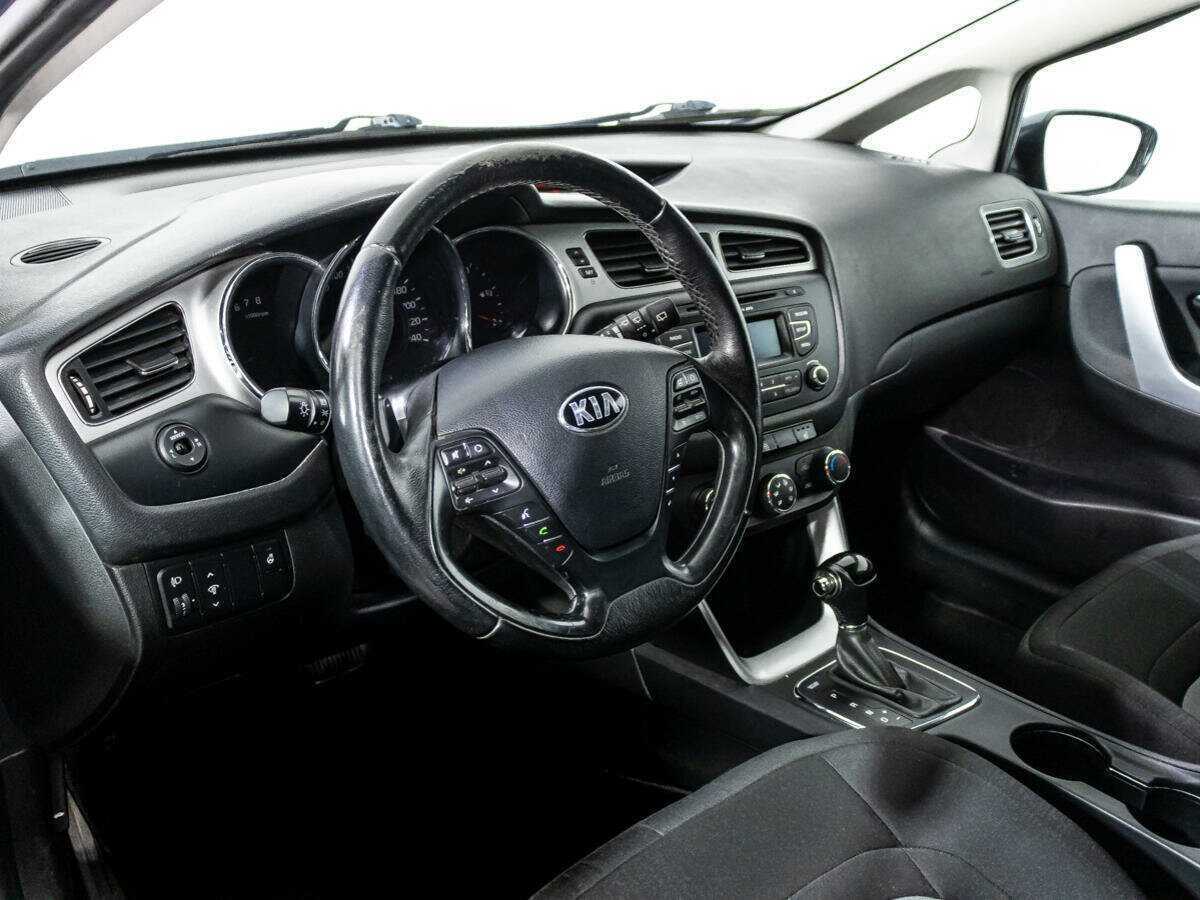 Kia Ceed 2013 года с пробегом. Фото: #10