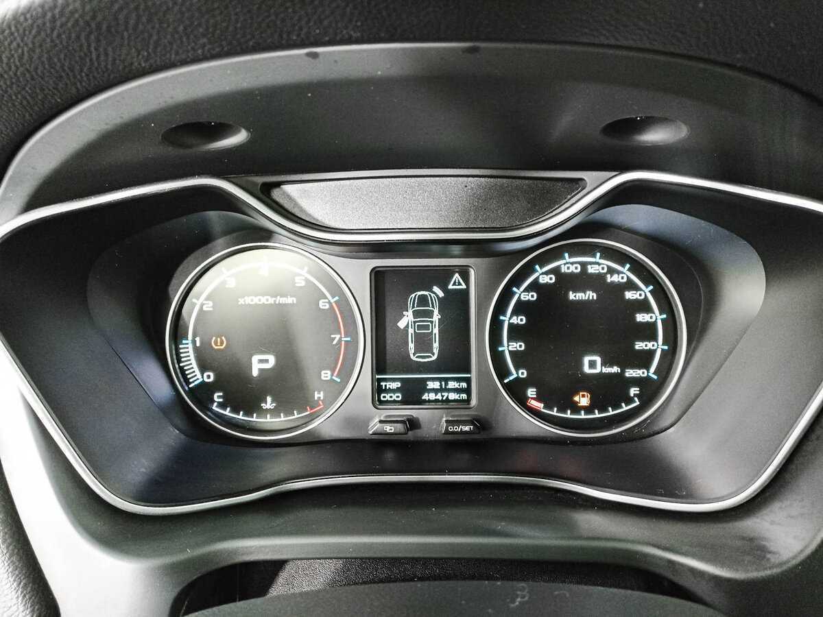 Geely Emgrand X7 2018 года с пробегом. Фото: #10