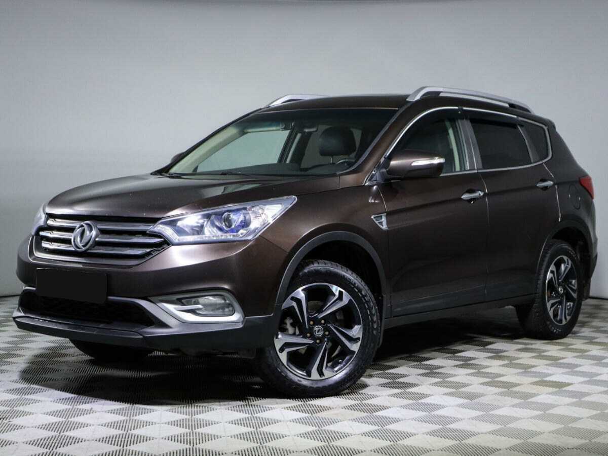 Dongfeng AX7 2017 года с пробегом. Посмотреть фото