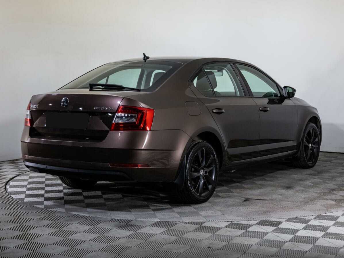 Skoda Octavia 2018 года с пробегом. Фото: #4