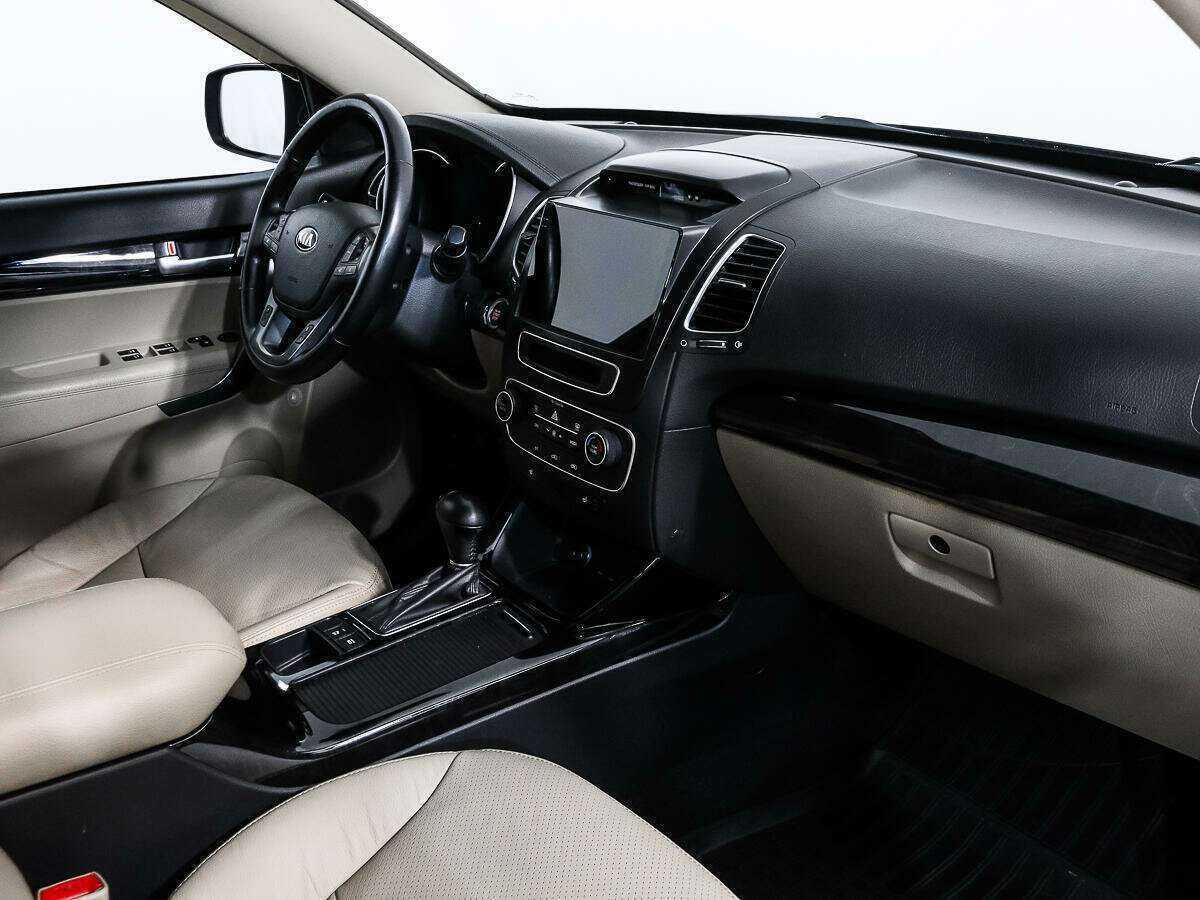 Kia Sorento 2013 года с пробегом. Фото: #13