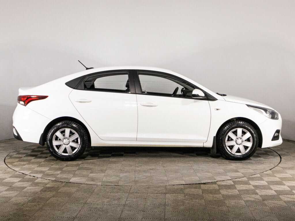 Hyundai Solaris 2017 года с пробегом. Фото: #3