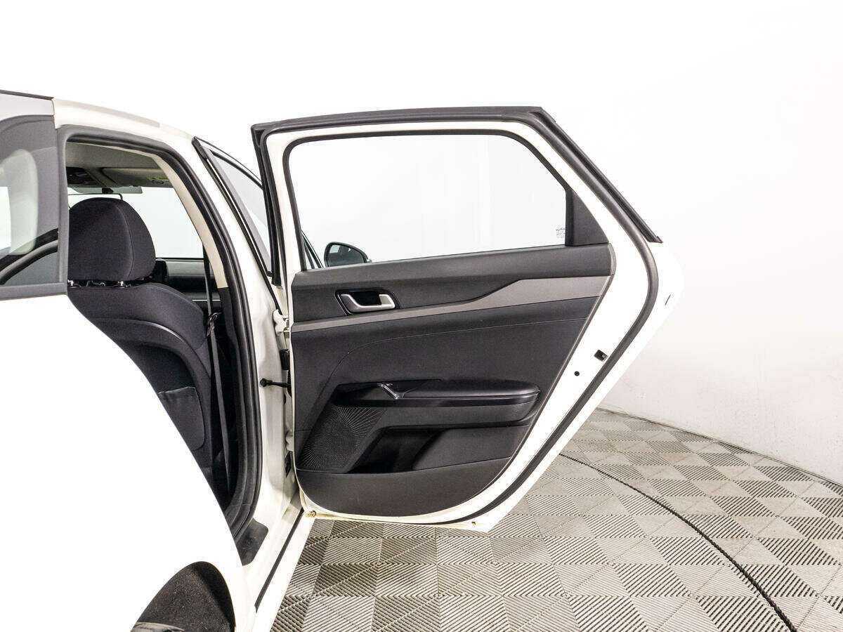 Kia K5 2020 года с пробегом. Фото: #23