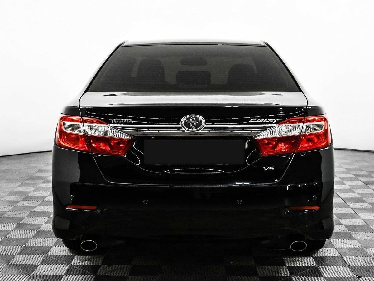 Toyota Camry 2012 года с пробегом. Фото: #5