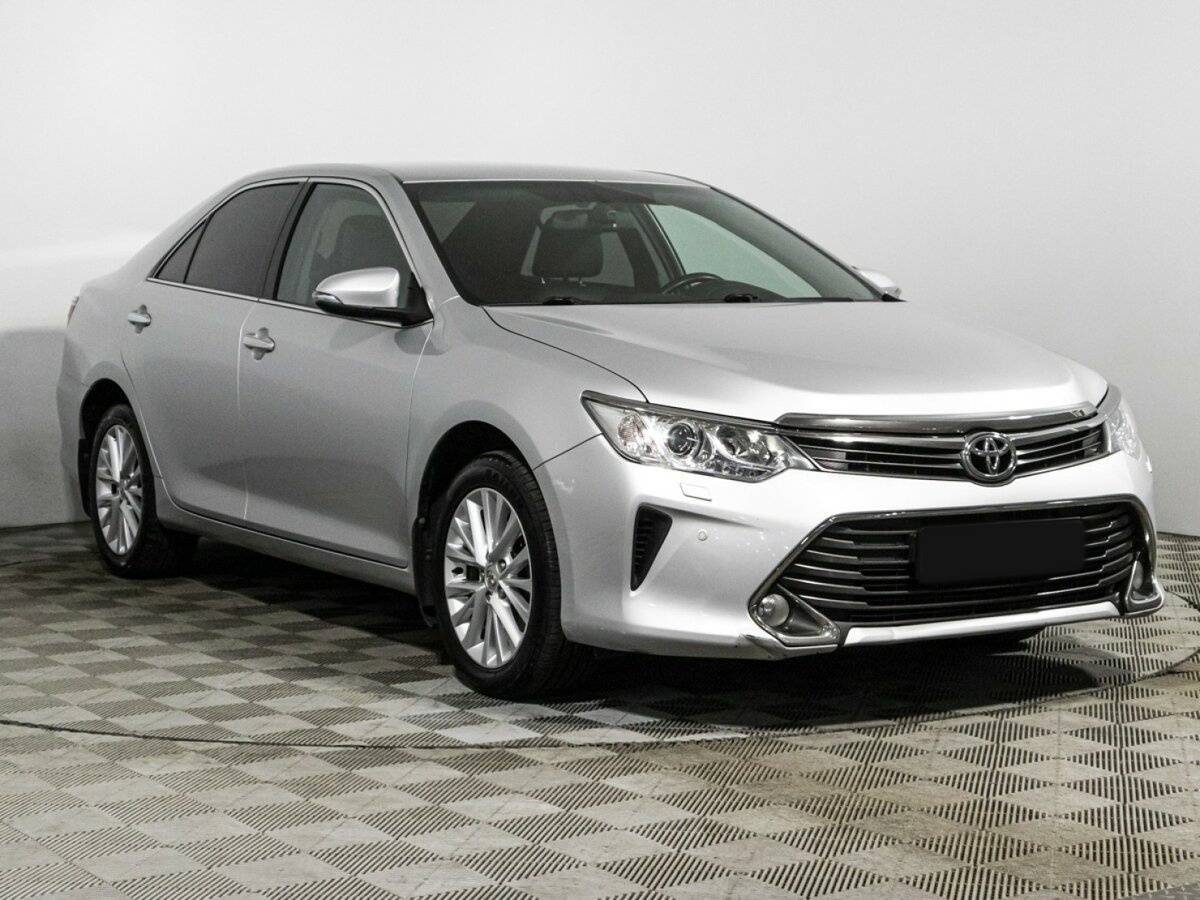 Toyota Camry 2015 года с пробегом. Фото: #2