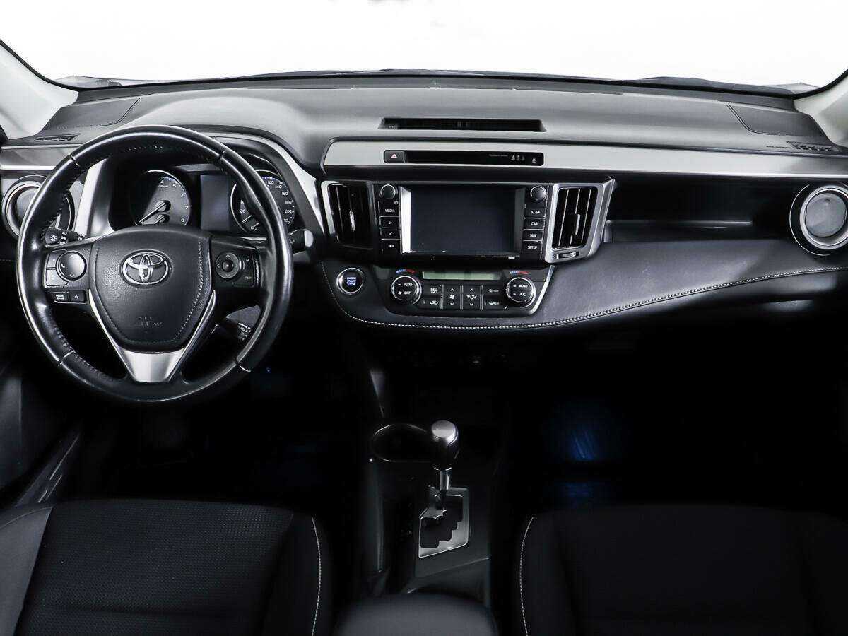Toyota RAV4 2019 года с пробегом. Фото: #10