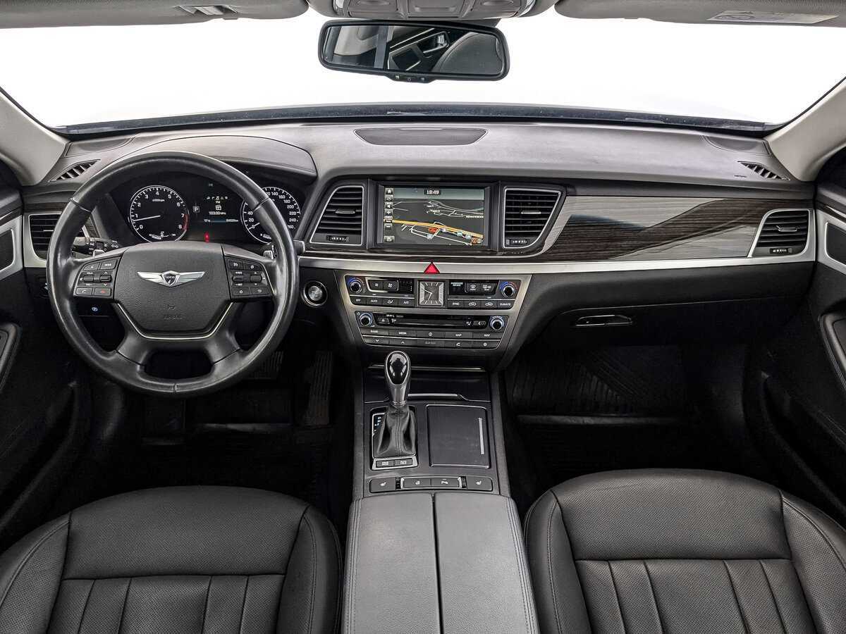 Hyundai Genesis 2015 года с пробегом. Фото: #13