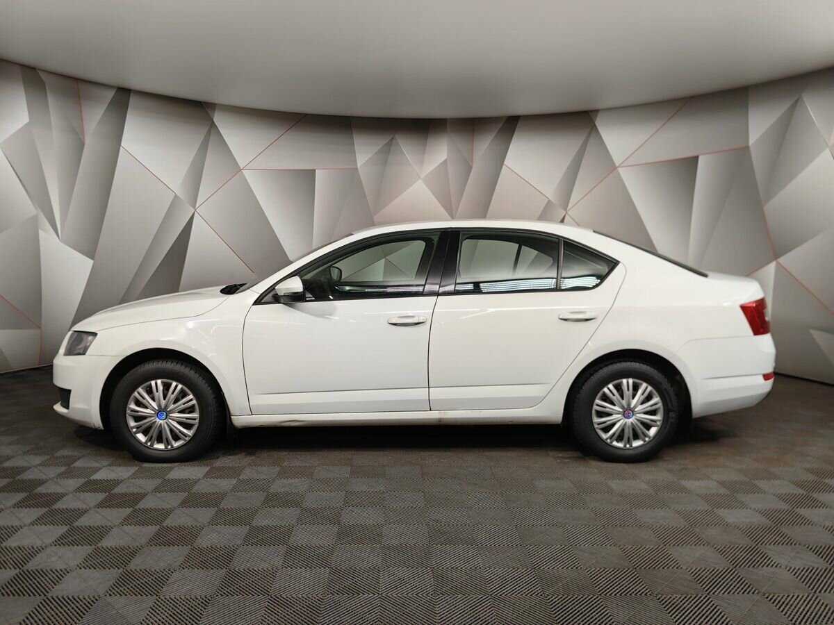 Skoda Octavia 2015 года с пробегом. Фото: #4