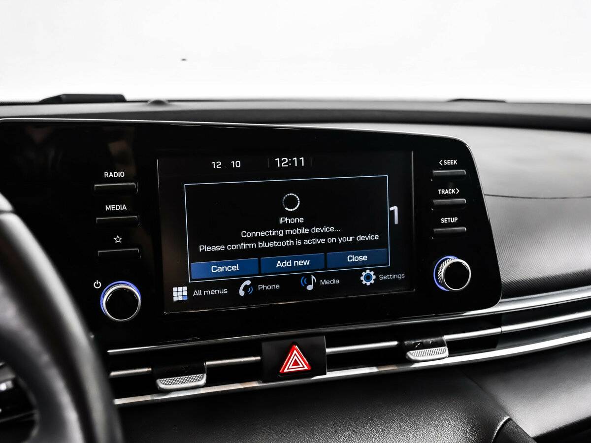 Hyundai Elantra 2023 года с пробегом. Фото: #16