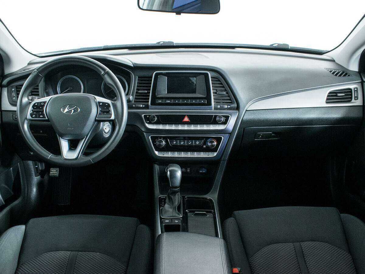 Hyundai Sonata 2019 года с пробегом. Фото: #11