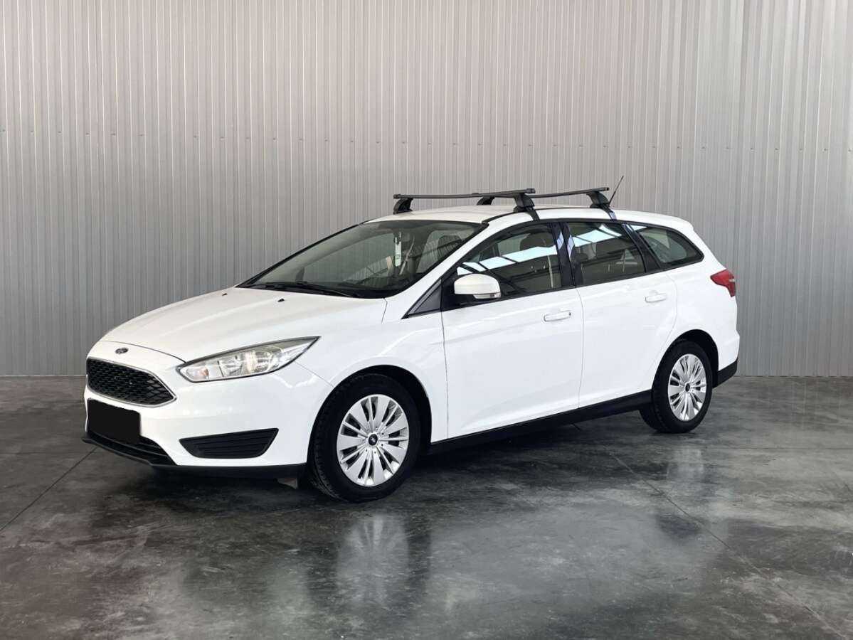 Ford Focus 2018 года с пробегом. Посмотреть фото