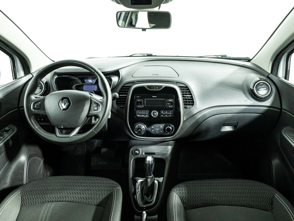 Renault Kaptur 2018 года с пробегом. Фото: #12