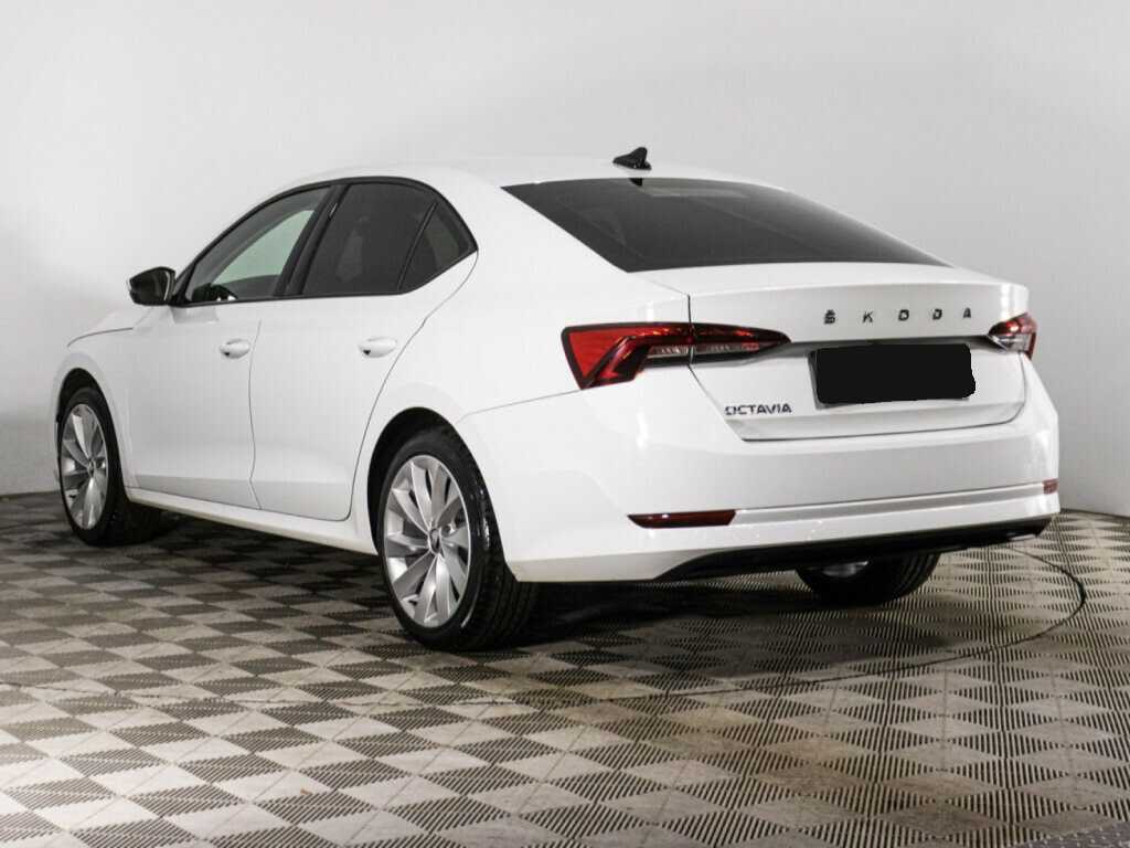 Skoda Octavia 2021 года с пробегом. Фото: #6